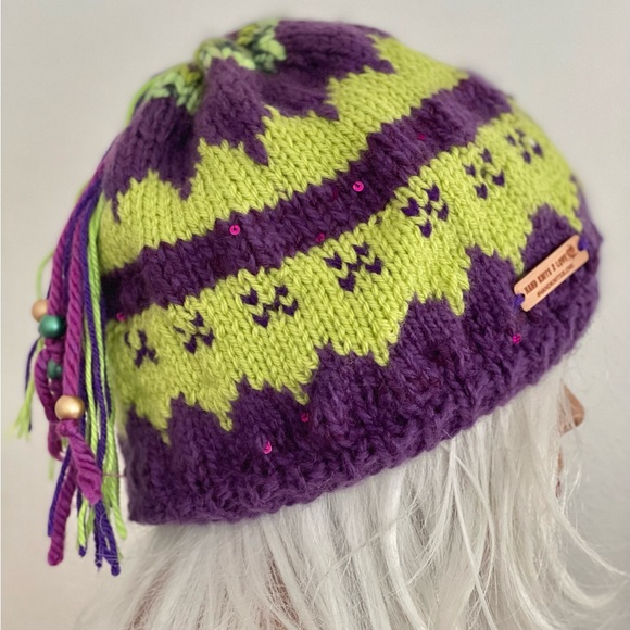Hand Knits 2 Love Beanie Hat Cap Fair-isle Tassel Beads Sequence Purple Lime - Picture 8 of 9